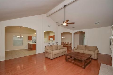 Listing picture 1