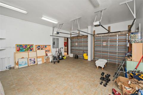 Garage Garage