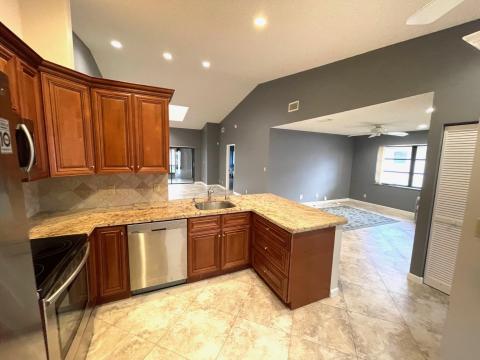 Kitchen to den pic 2
