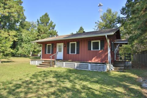 Side porch to this house. Side porch to this house.