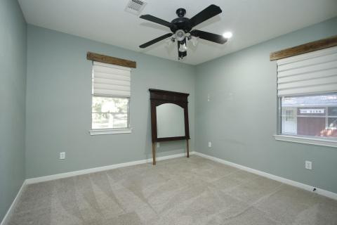 Secondary bedroom Secondary bedroom