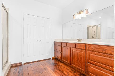 Primary bath