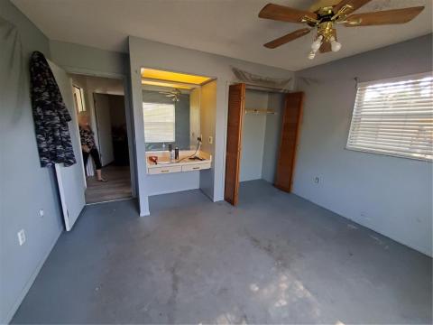 Second bedroom vanity and closet