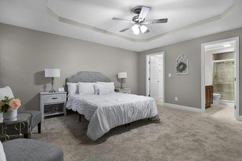 Master Suite w/ Walk in closet and upgraded Bath