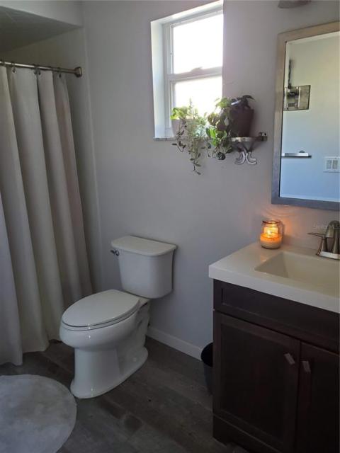 En-suite master Bath