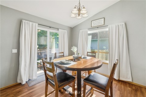 Dining room. 