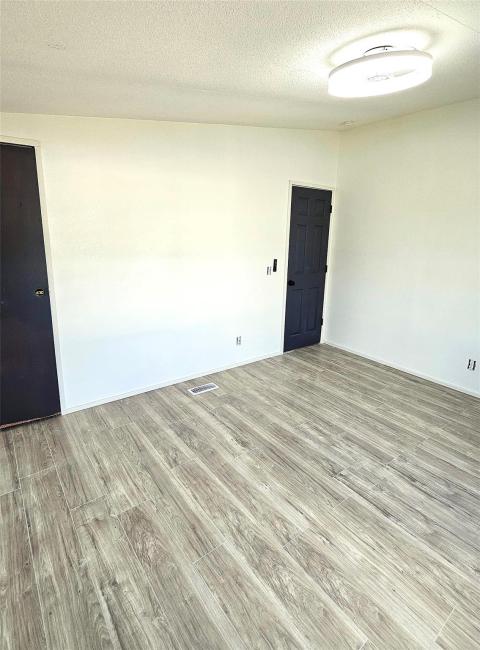 Listing picture 15