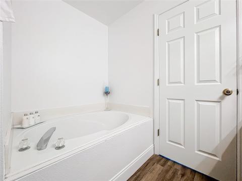 Listing picture 48
