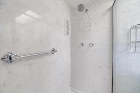 Listing picture 51