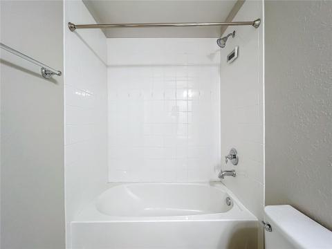 Listing picture 65