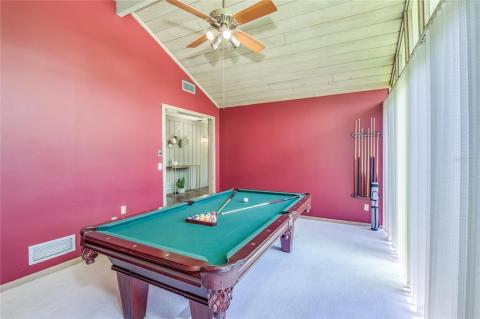 Spacious multi-functional room.