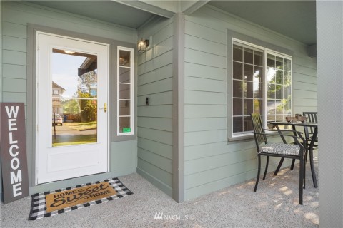 Cute country porch and welcome home entry. 