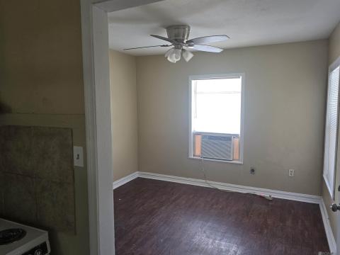 Listing picture 2