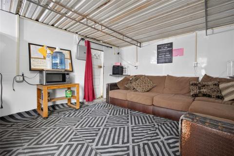 Listing picture 9